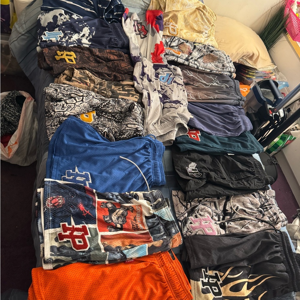 18 pairs of Inaka Power Shorts